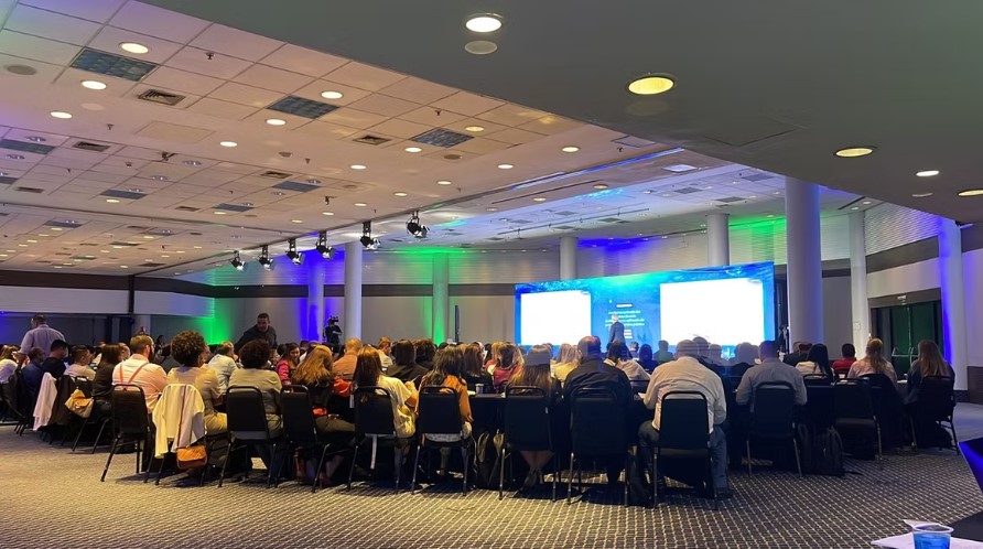 Reunião de negócios sobre licitações